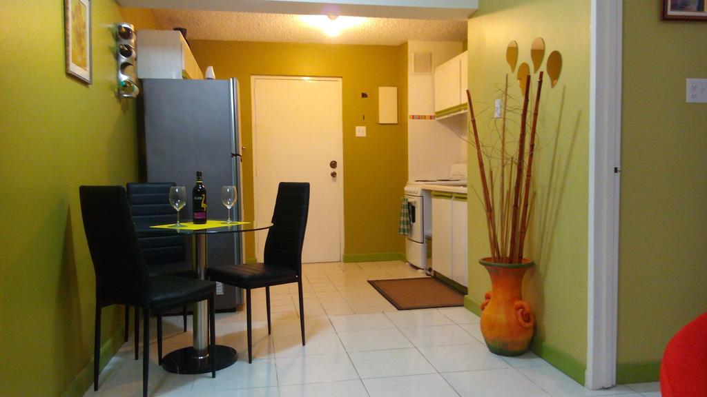 Hylton New Kingston Quarto foto